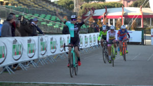 L'arrivo trionfale di Chiara Teocchi